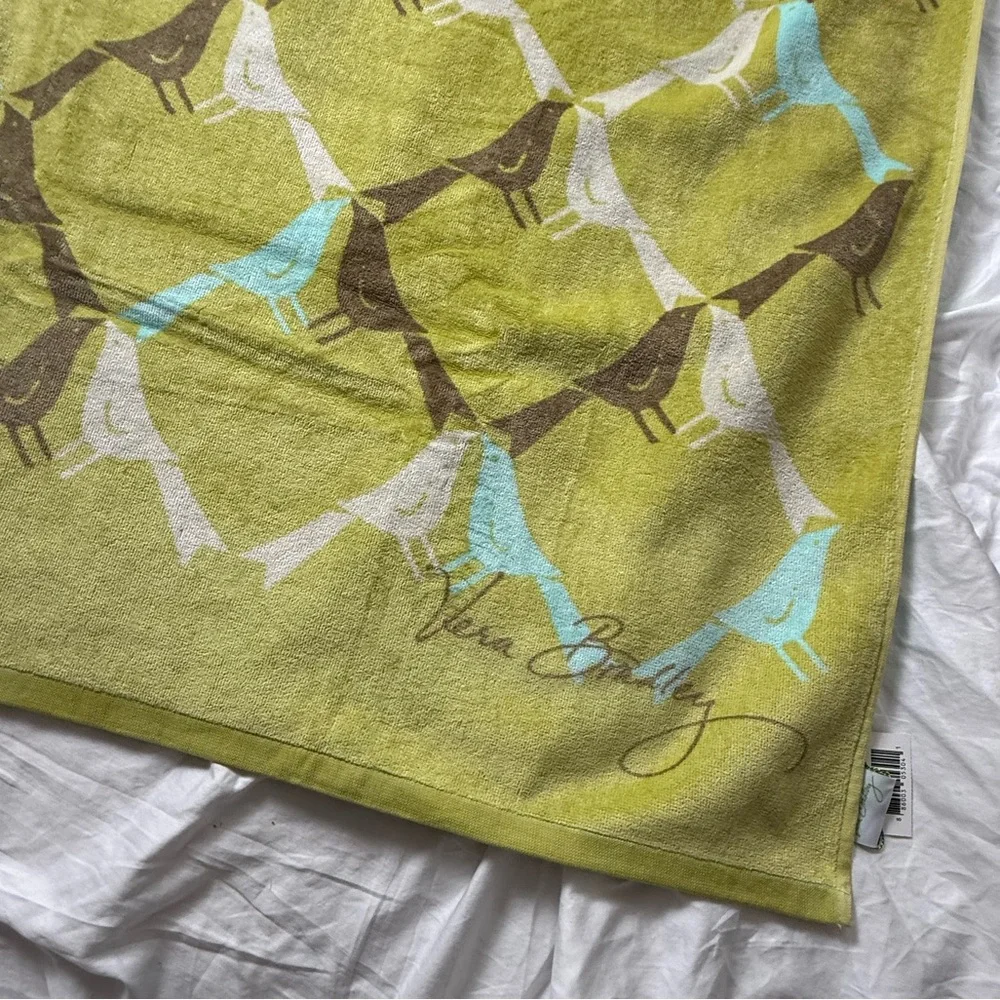NWT Vera Bradley Sittin In A Tree Beach Towel Retired Pattern LAST ONE!